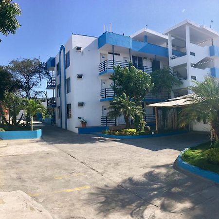 Hostal Albatros Manta Buitenkant foto